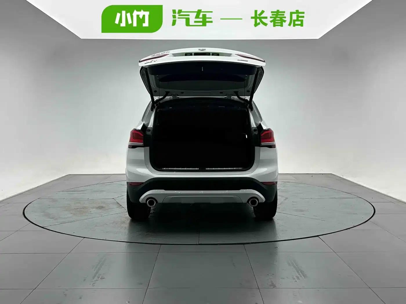 BMW X1 2022 sDrive20Li Fashion Edition — миниатюра 5