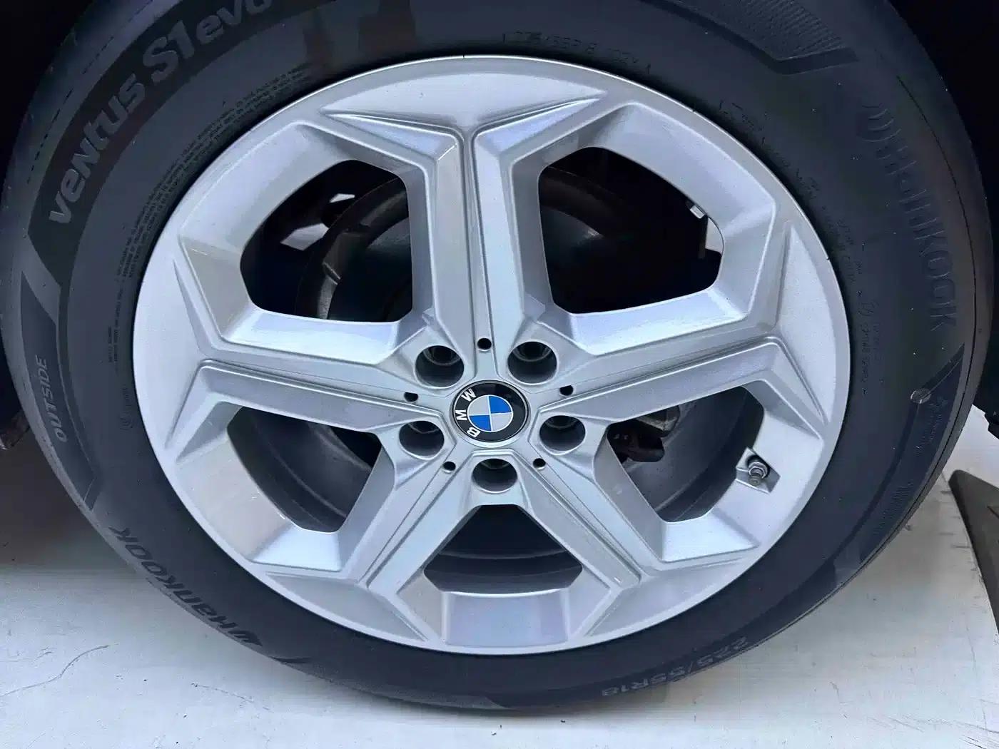 2023 BMW X1 sDrive20Li X Design Package — миниатюра 17