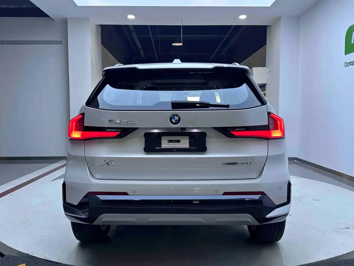 2023 BMW X1 sDrive20Li X Design Package — миниатюра 5