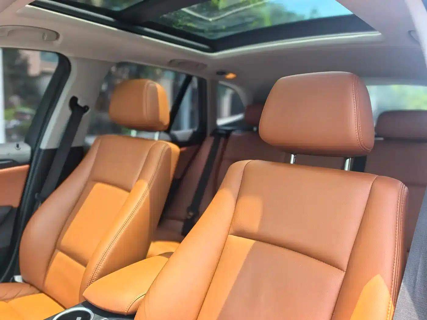BMW X1 2015 sDrive18i Fashion Upgrade Edition — миниатюра 12