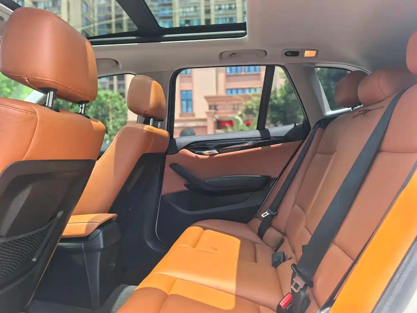 BMW X1 2015 sDrive18i Fashion Upgrade Edition — миниатюра 15