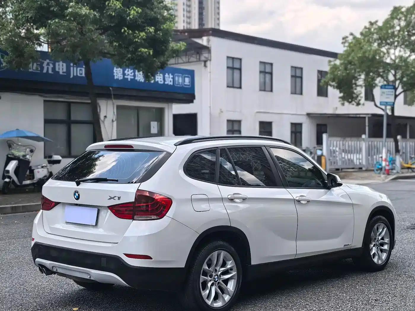 BMW X1 2015 sDrive18i Fashion Upgrade Edition — миниатюра 7