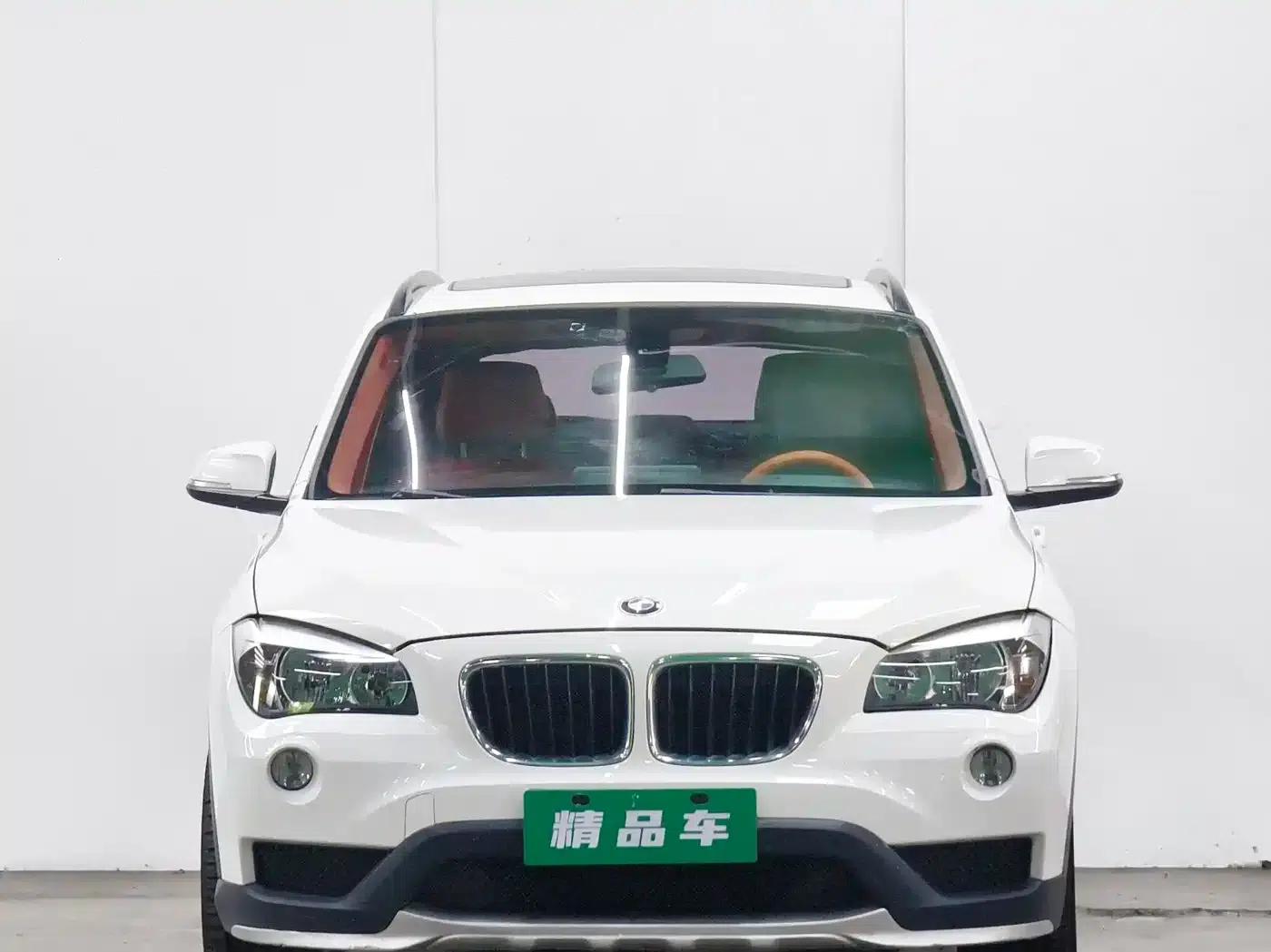 BMW X1 2014 sDrive18i Fashion Edition — миниатюра 2
