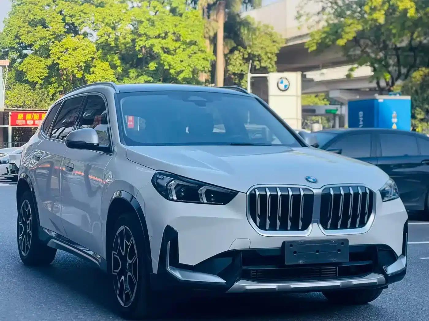 2023 BMW X1 sDrive25Li X Design Package — миниатюра 2