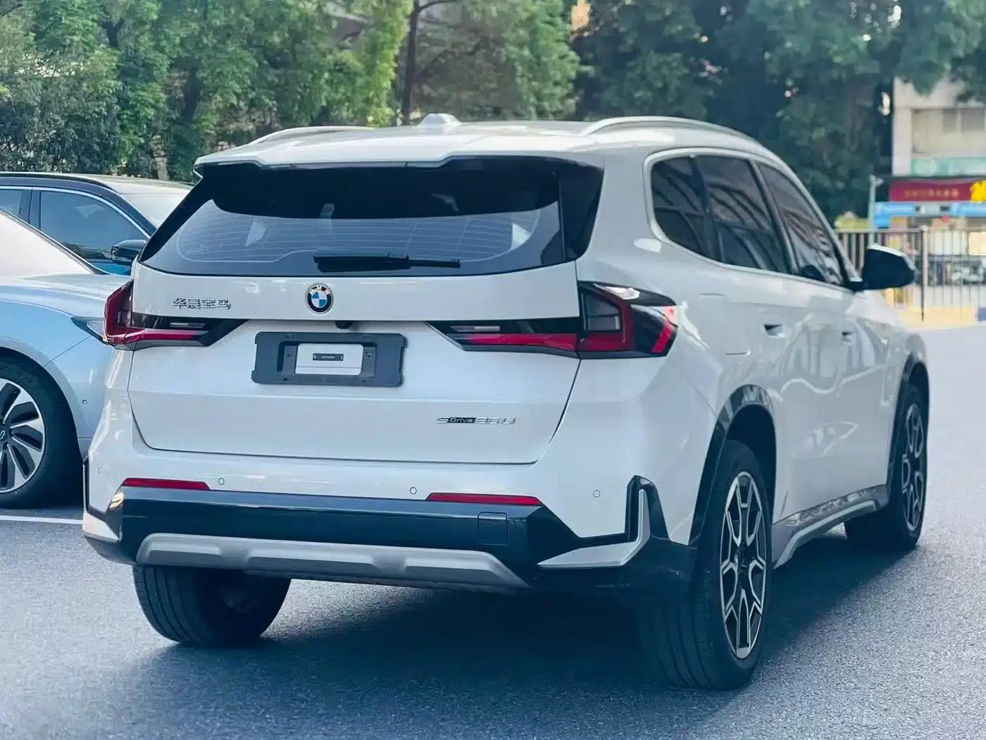 2023 BMW X1 sDrive25Li X Design Package — миниатюра 6