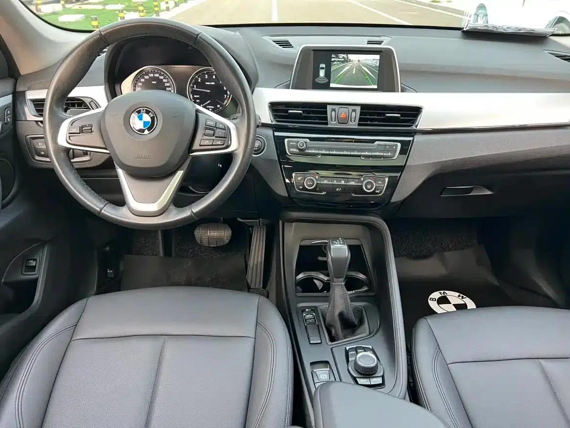 BMW X1 2019 sDrive20Li Leading Edition — миниатюра 6