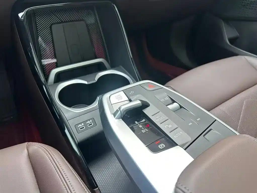 BMW X1 2023 sDrive25Li M Sport Package — миниатюра 10