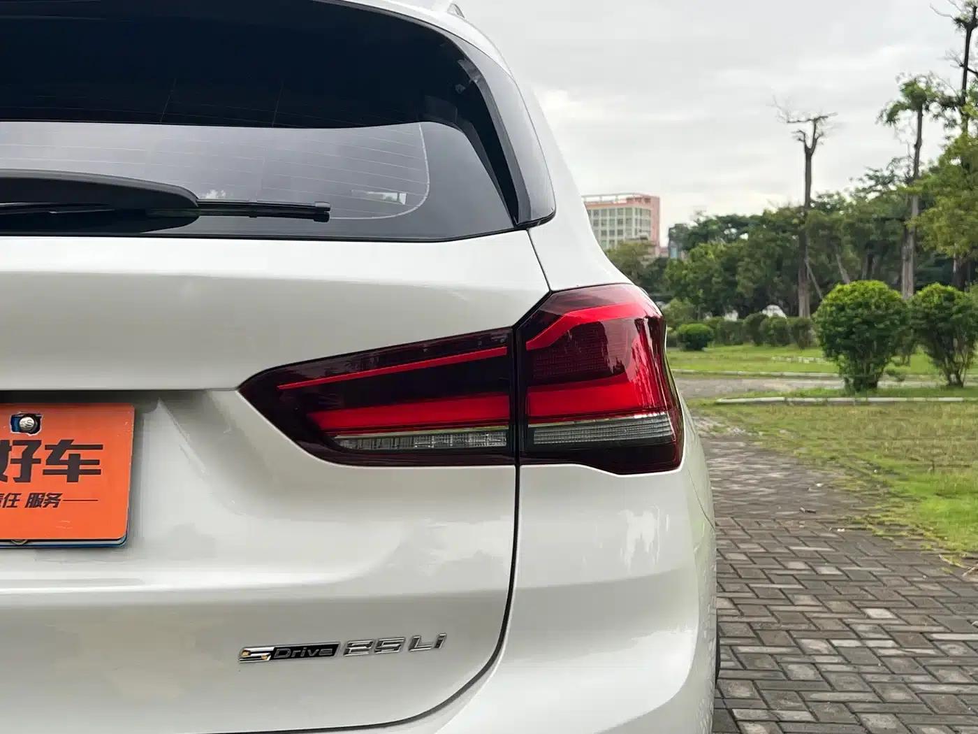 BMW X1 2021 Facelift sDrive25Li Leading Edition — миниатюра 18