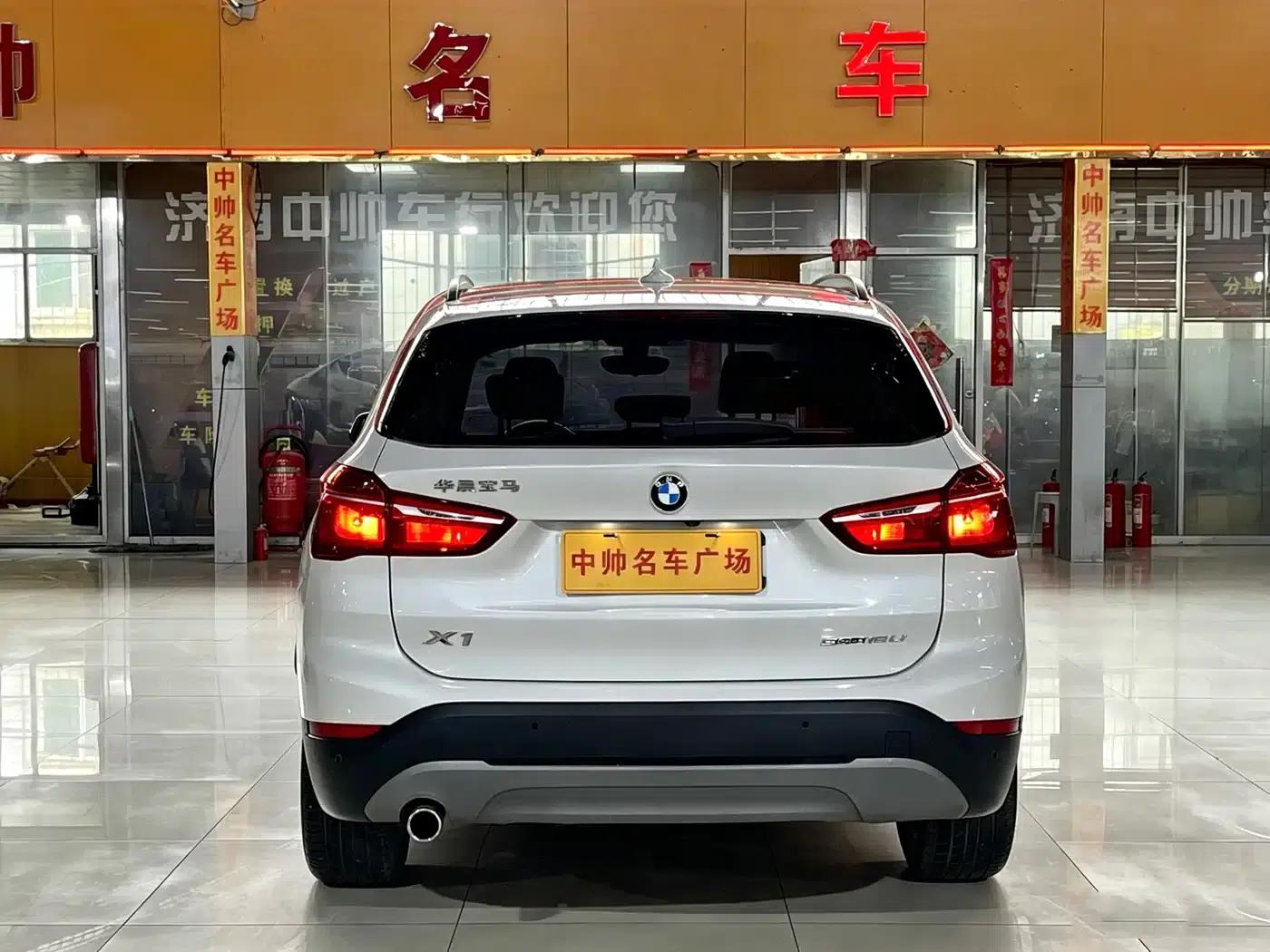 BMW X1 2019 sDrive18Li Fashion Edition — миниатюра 5