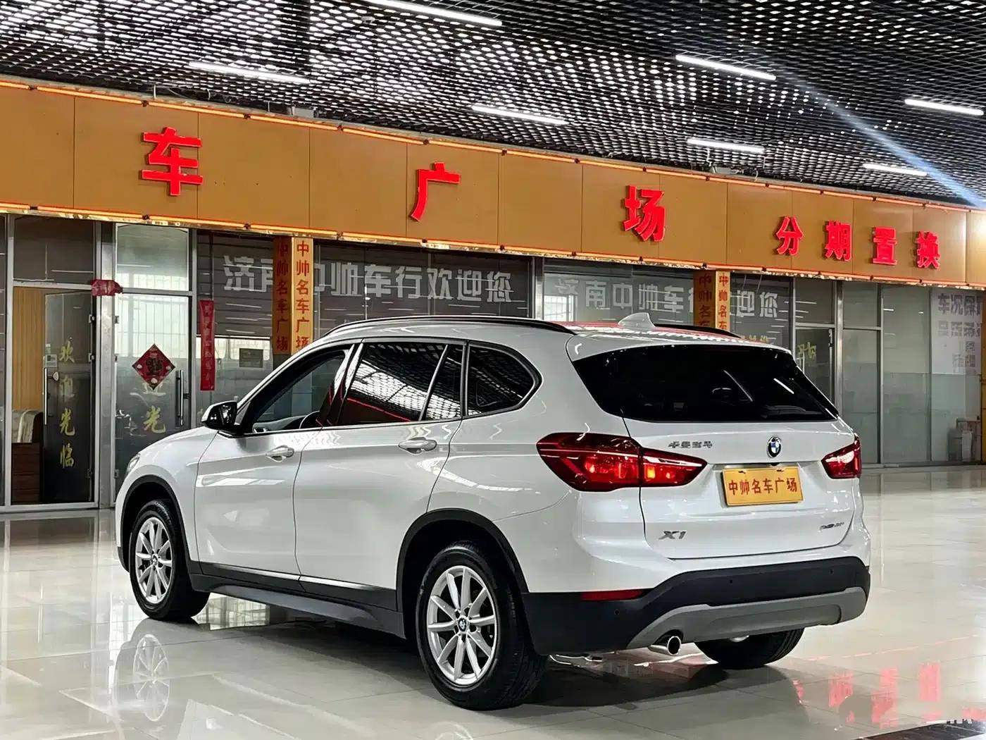 BMW X1 2019 sDrive18Li Fashion Edition — миниатюра 6