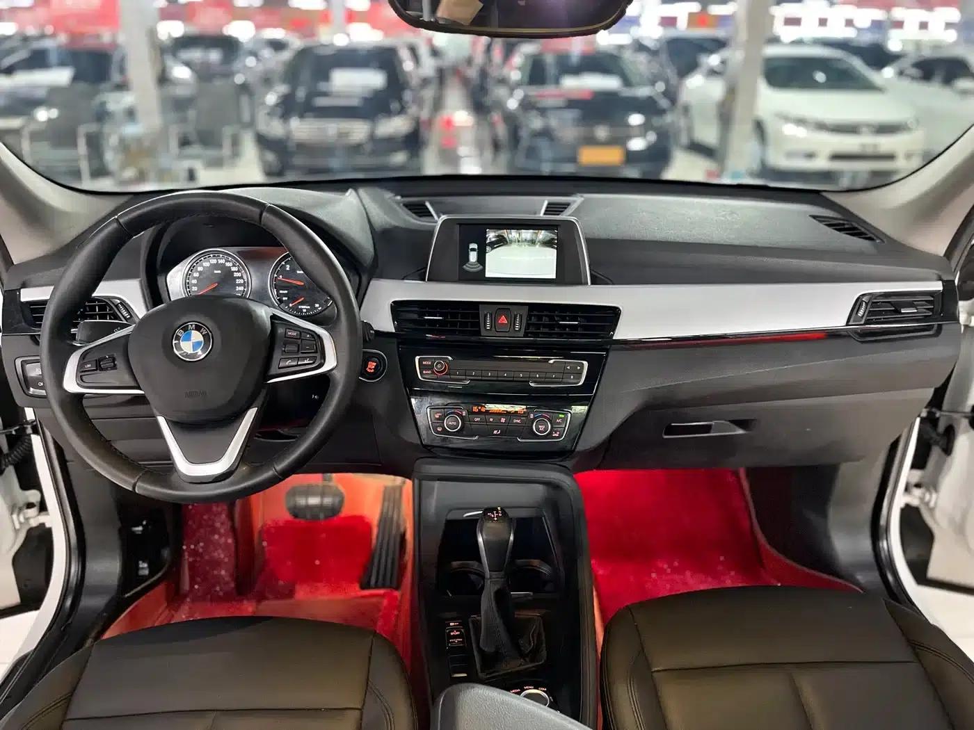 BMW X1 2019 sDrive18Li Fashion Edition — миниатюра 8