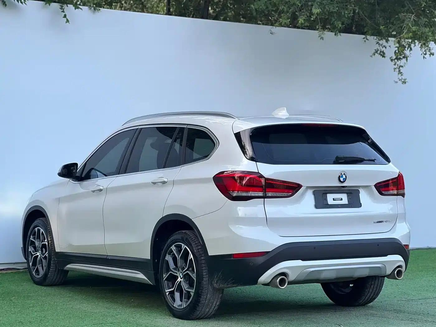 BMW X1 2022 xDrive25Li Premium — миниатюра 9