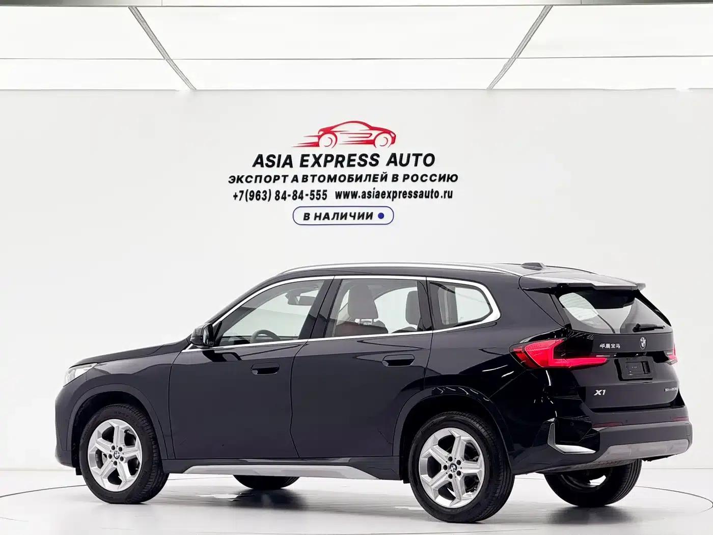 2023 BMW X1 sDrive20Li X Design Package — миниатюра 6