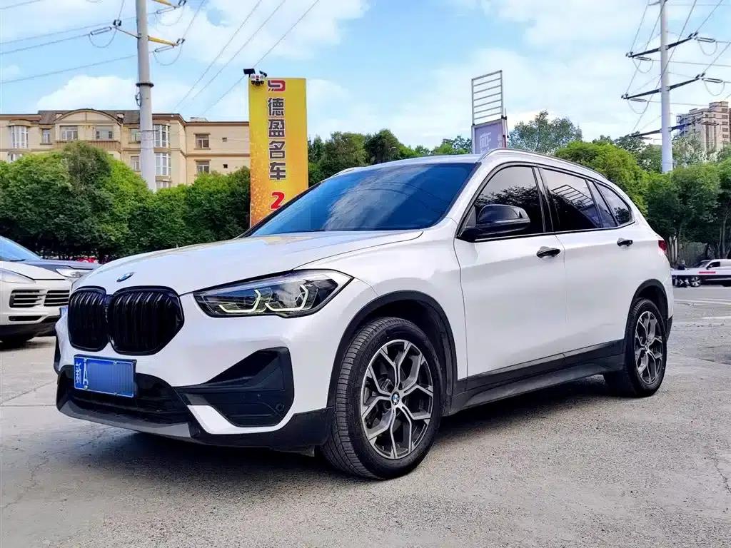 BMW X1 2022 sDrive25Li Leading Edition — миниатюра 1
