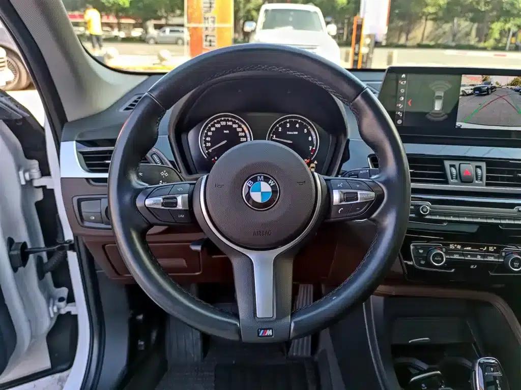 BMW X1 2022 sDrive25Li Leading Edition — миниатюра 12