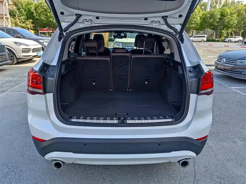 BMW X1 2022 sDrive25Li Leading Edition — миниатюра 19