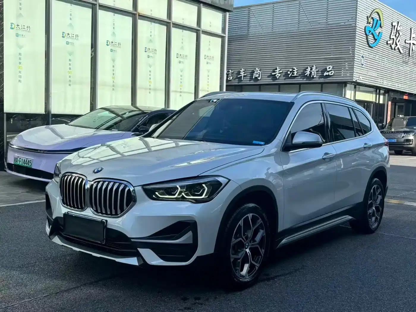 BMW X1 2022 sDrive20Li Premium — миниатюра 1