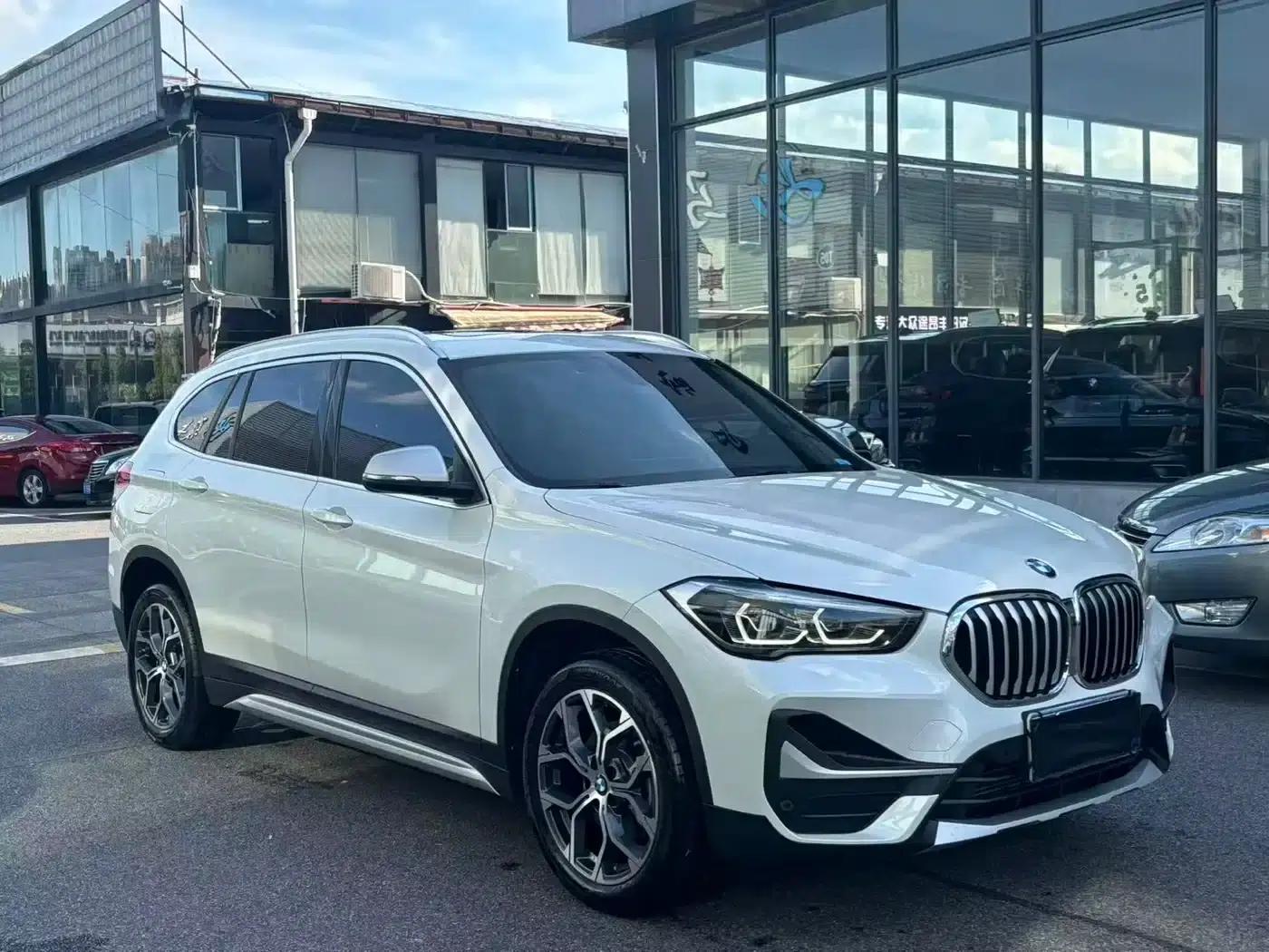 BMW X1 2022 sDrive20Li Premium — миниатюра 3