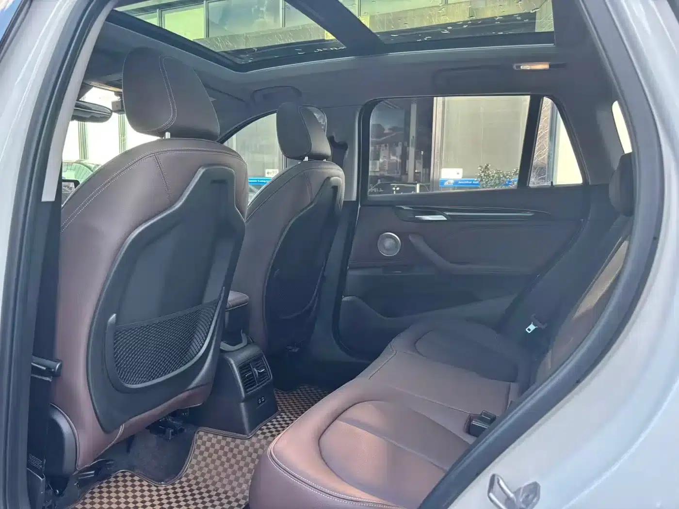 BMW X1 2022 sDrive20Li Premium — миниатюра 6