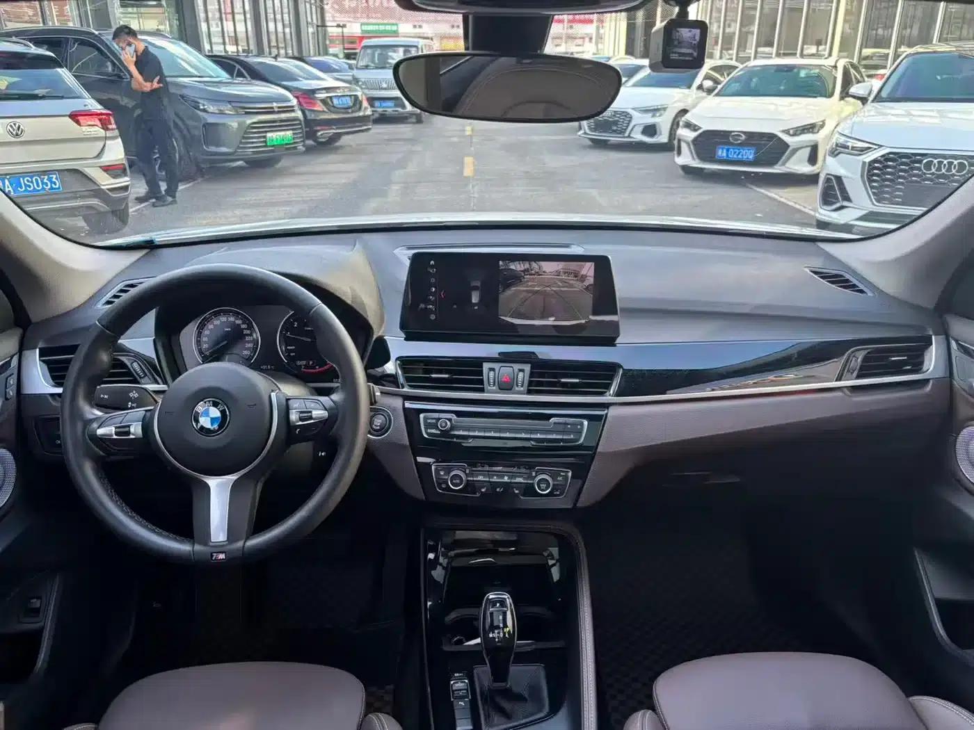 BMW X1 2022 sDrive20Li Premium — миниатюра 7