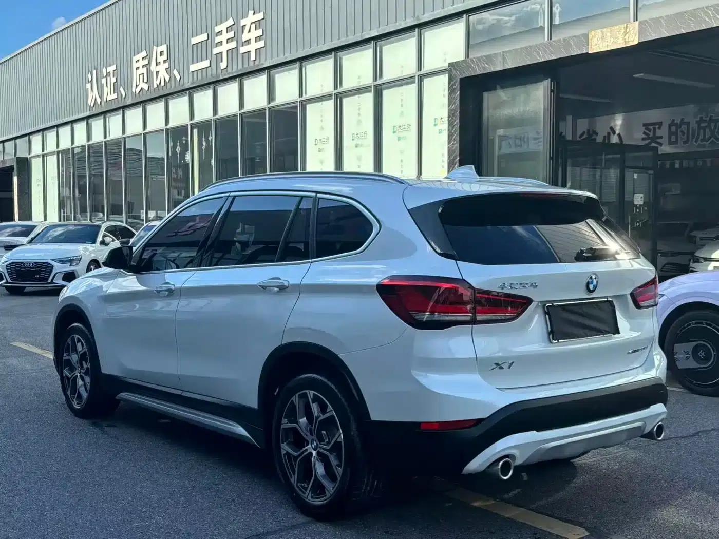 BMW X1 2022 sDrive20Li Premium — миниатюра 10