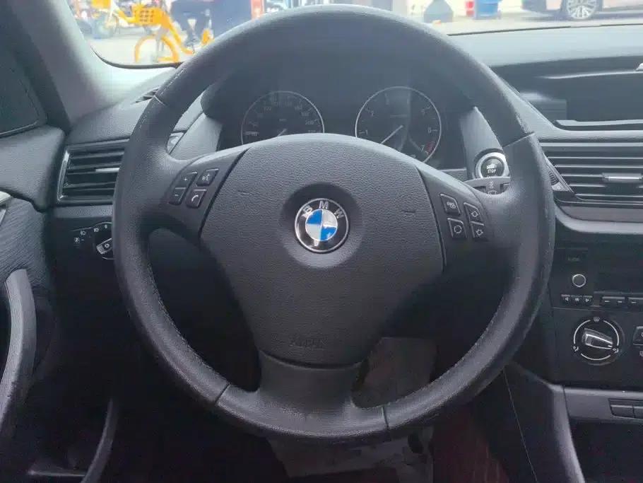 BMW X1 2013 sDrive18i Leading Edition — миниатюра 15