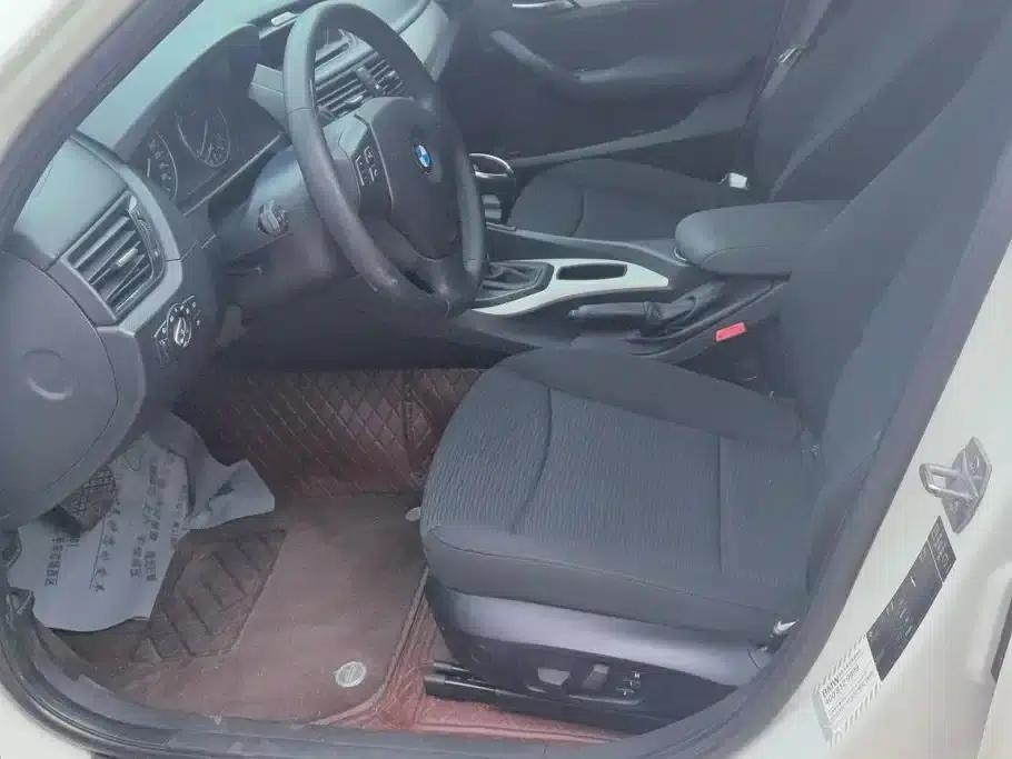 BMW X1 2013 sDrive18i Leading Edition — миниатюра 9