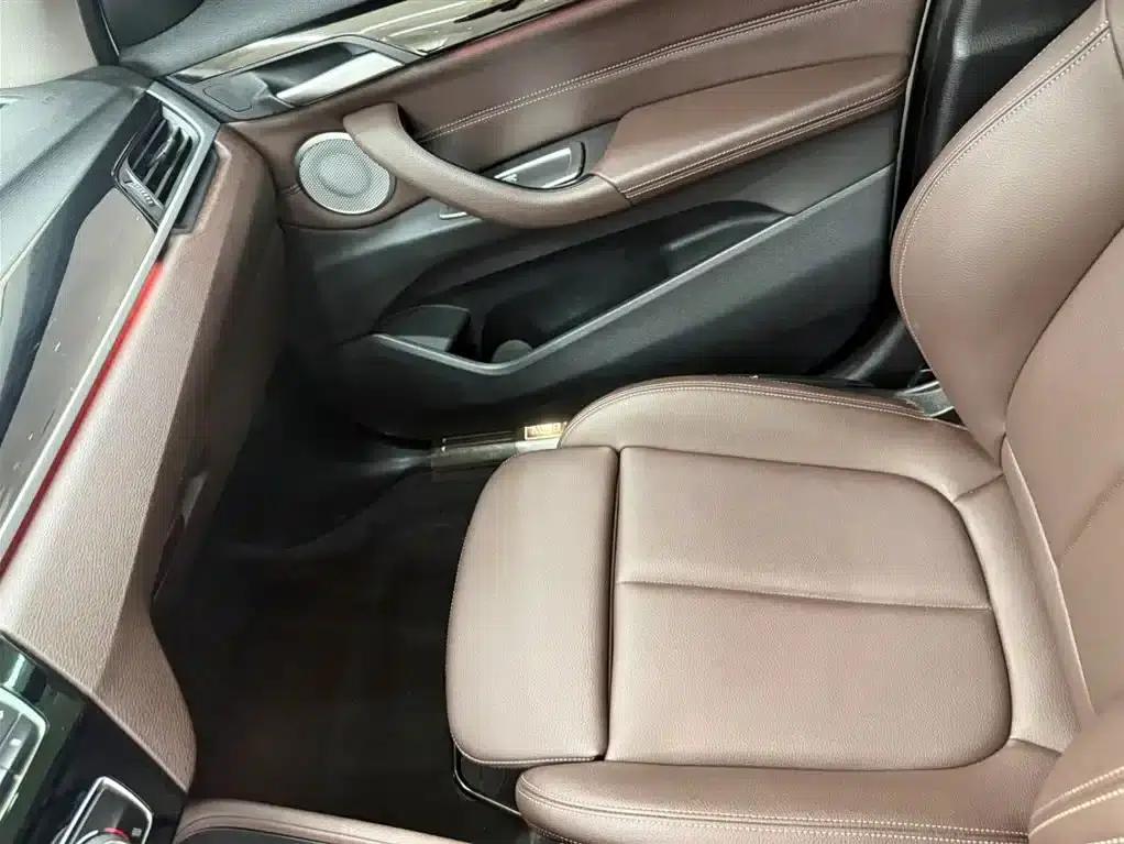 BMW X1 2022 sDrive20Li Fashion Edition — миниатюра 13
