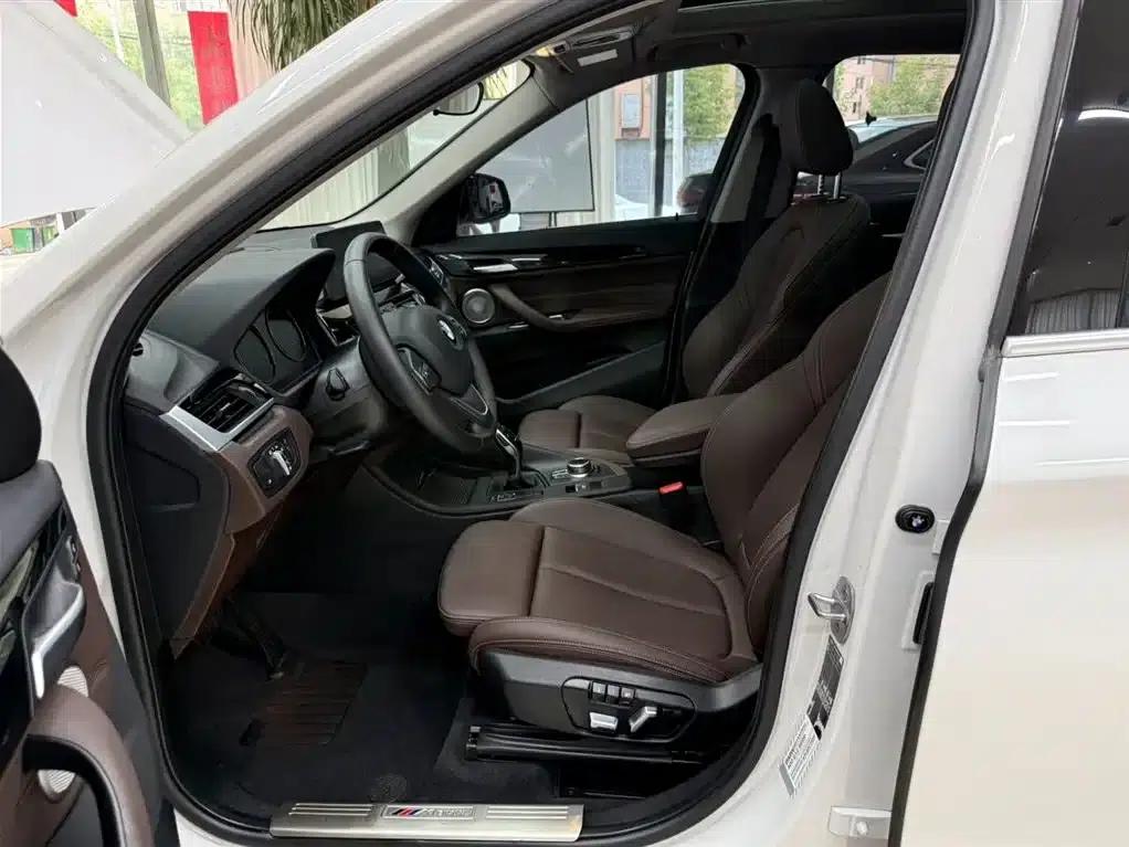 BMW X1 2022 sDrive20Li Fashion Edition — миниатюра 16