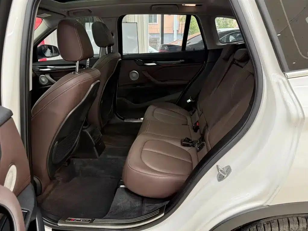 BMW X1 2022 sDrive20Li Fashion Edition — миниатюра 18