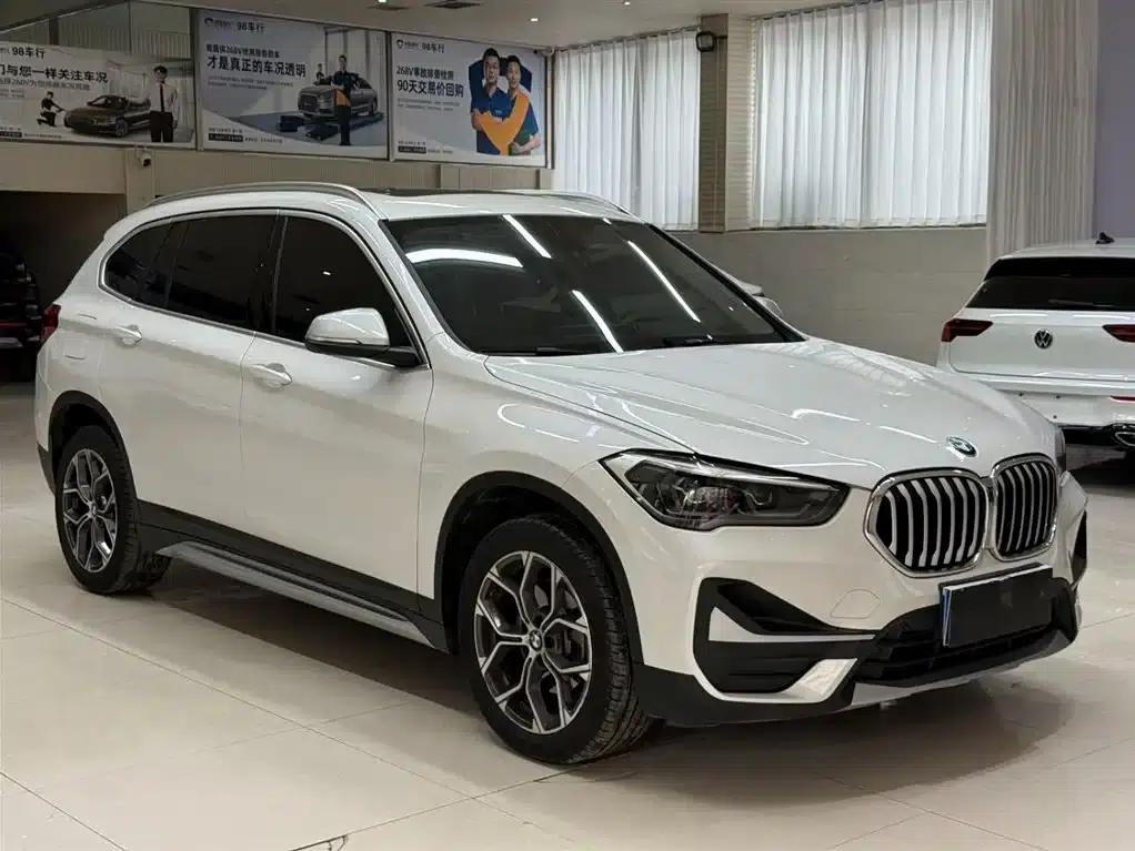 BMW X1 2022 sDrive20Li Fashion Edition — миниатюра 3