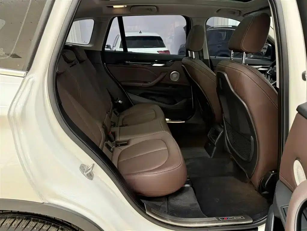 BMW X1 2022 sDrive20Li Fashion Edition — миниатюра 21