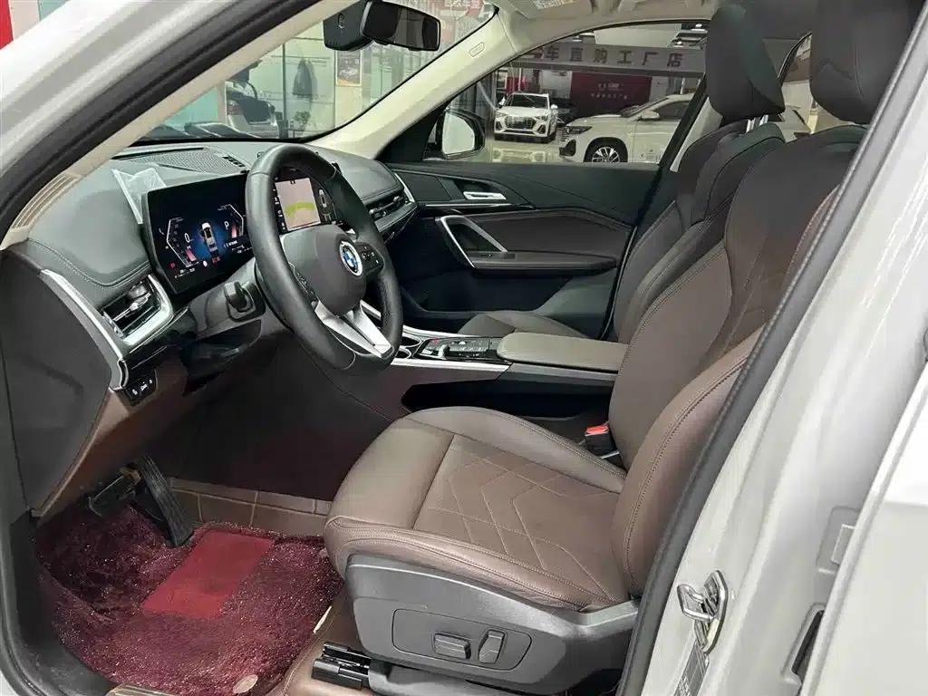 BMW X1 2024 sDrive20Li X Design Package — миниатюра 11