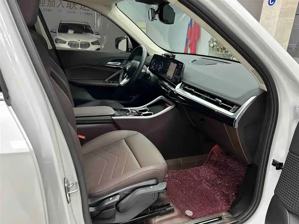 BMW X1 2024 sDrive20Li X Design Package — миниатюра 13