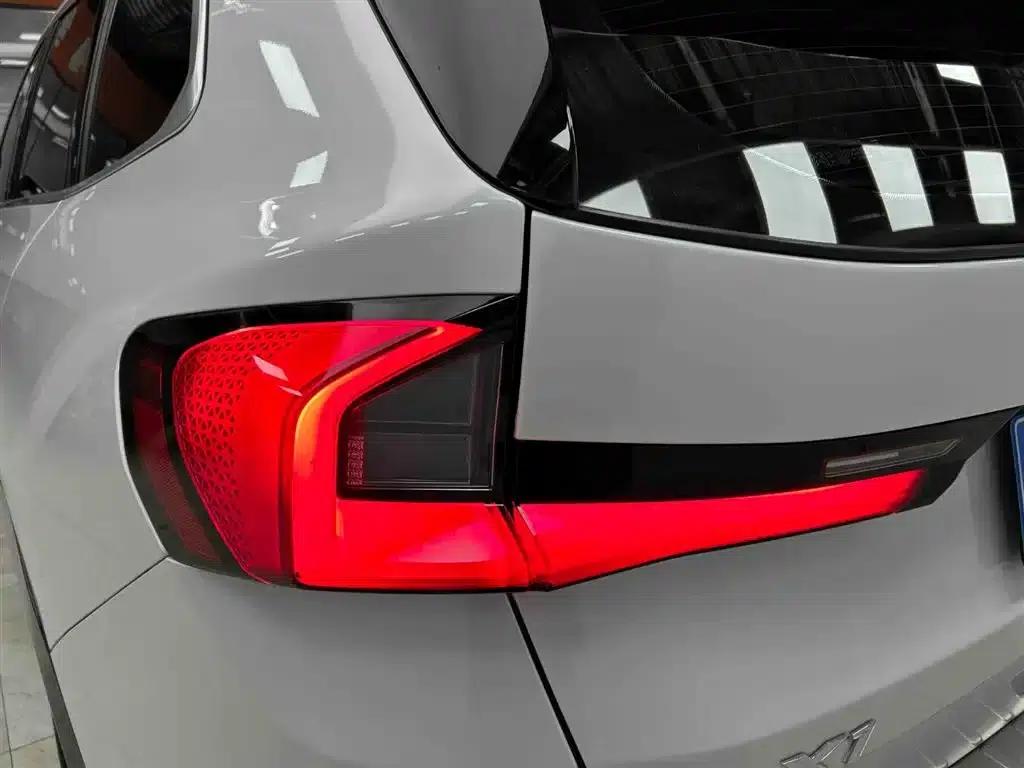 BMW X1 2024 sDrive20Li X Design Package — миниатюра 19