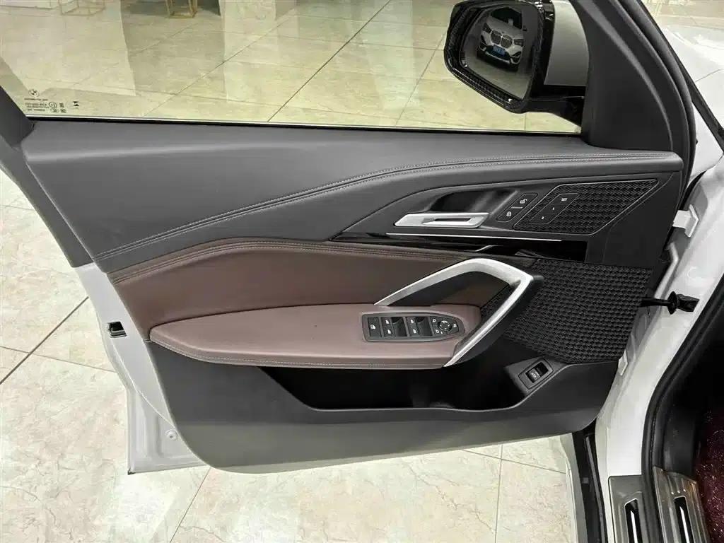 BMW X1 2024 sDrive20Li X Design Package — миниатюра 10