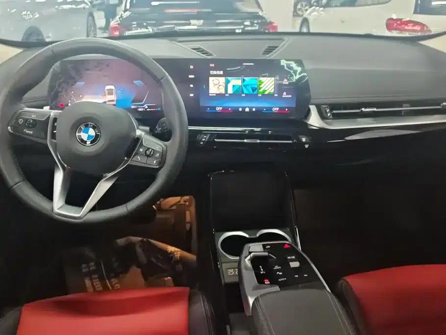 2023 BMW X1 sDrive20Li X Design Package — миниатюра 12