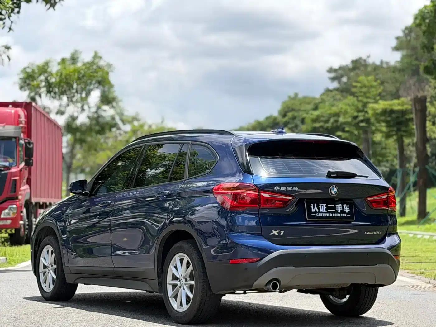 BMW X1 2019 sDrive18Li Fashion Edition — миниатюра 6