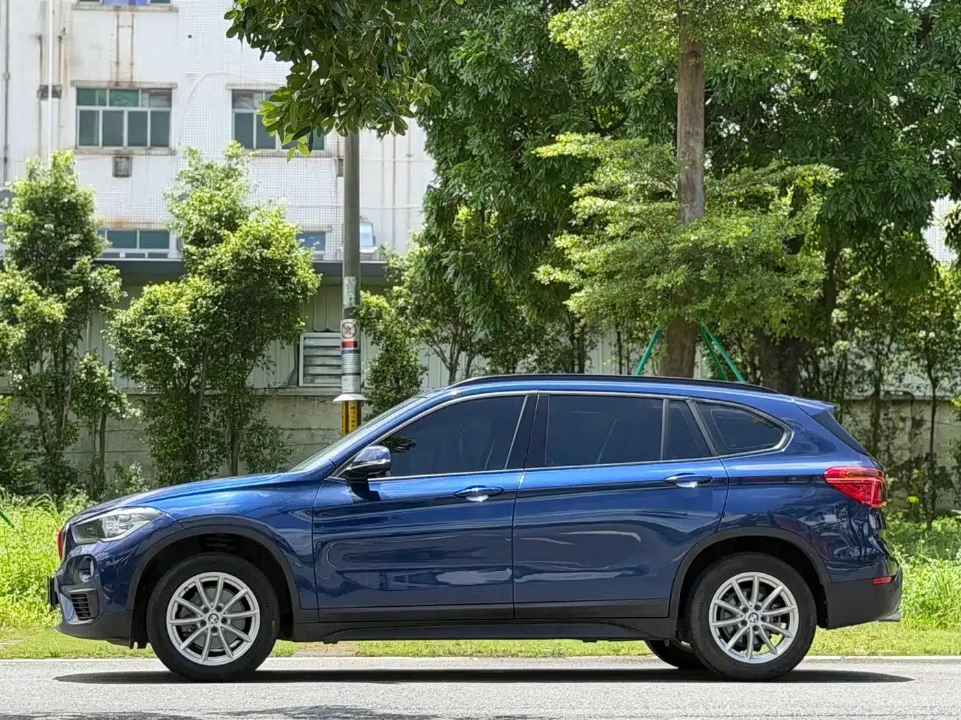 BMW X1 2019 sDrive18Li Fashion Edition — миниатюра 7
