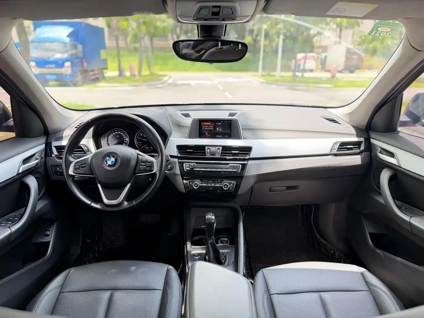 BMW X1 2019 sDrive18Li Fashion Edition — миниатюра 10