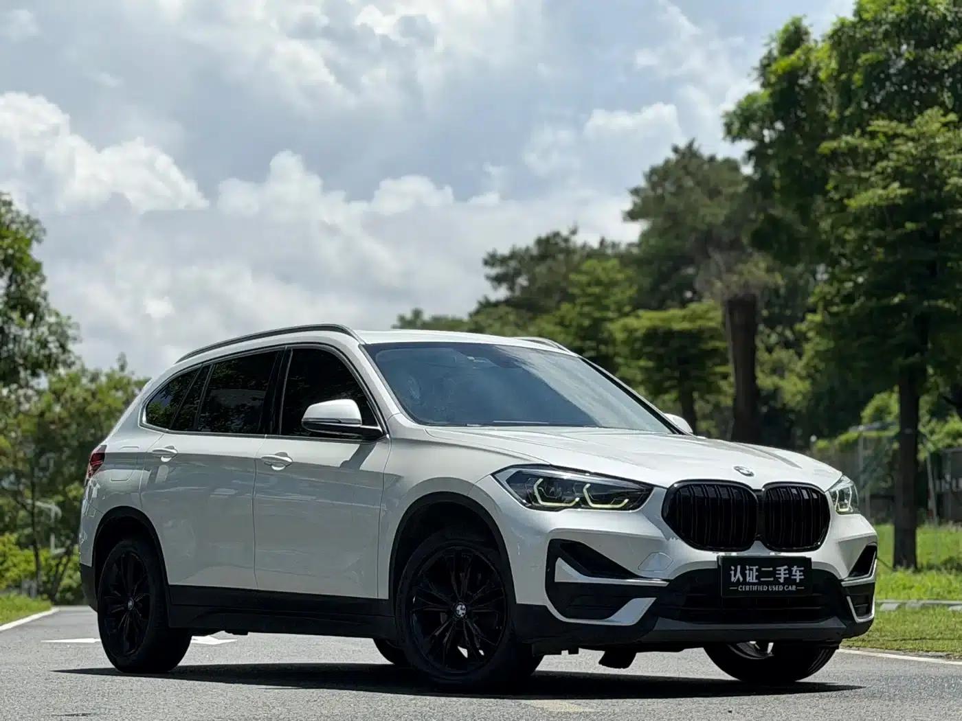 BMW X1 2021 sDrive20Li Fashion Edition — миниатюра 3