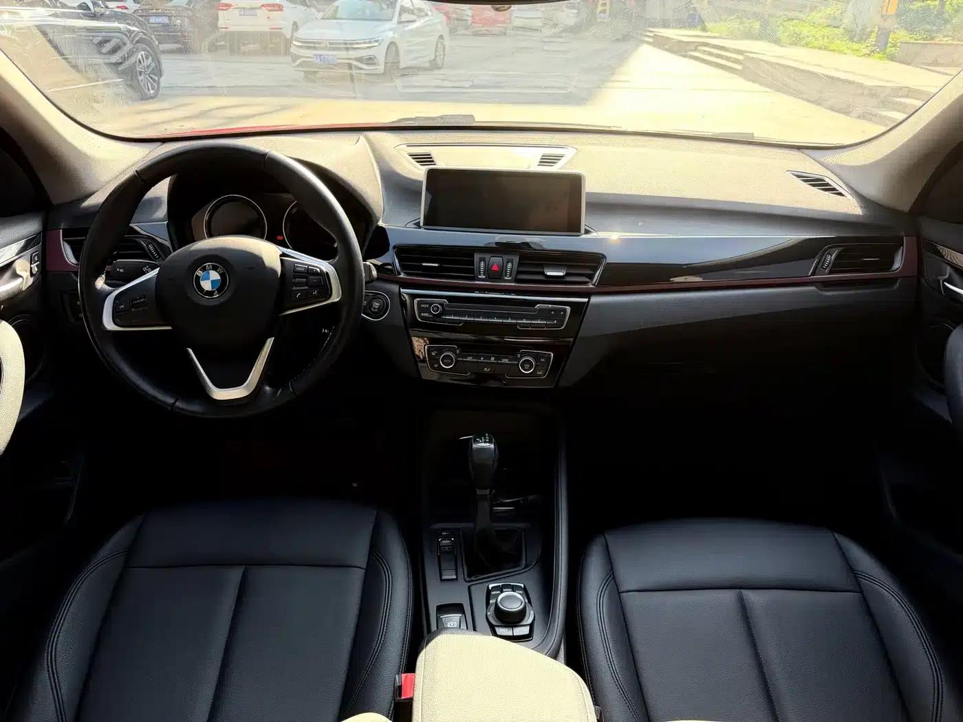 BMW X1 2018 sDrive20Li Leading Edition — миниатюра 7