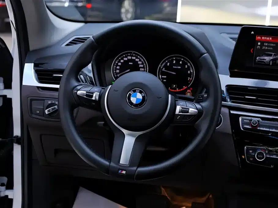 BMW X1 2021 sDrive25Li Leading Edition — миниатюра 23