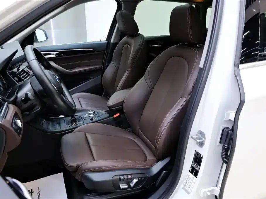 BMW X1 2021 sDrive25Li Leading Edition — миниатюра 25