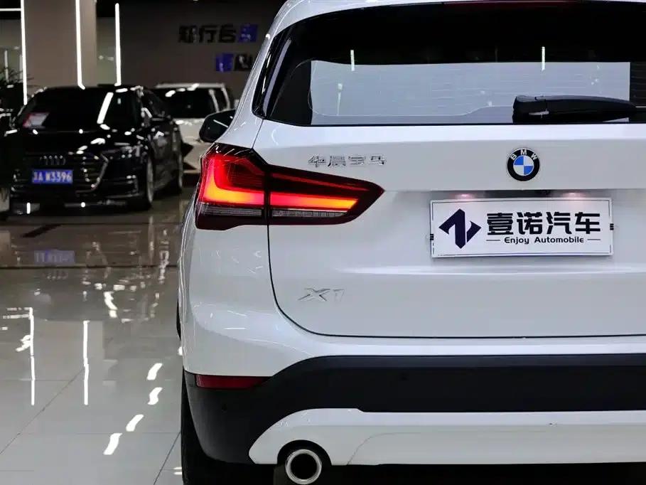 BMW X1 2021 sDrive25Li Leading Edition — миниатюра 8