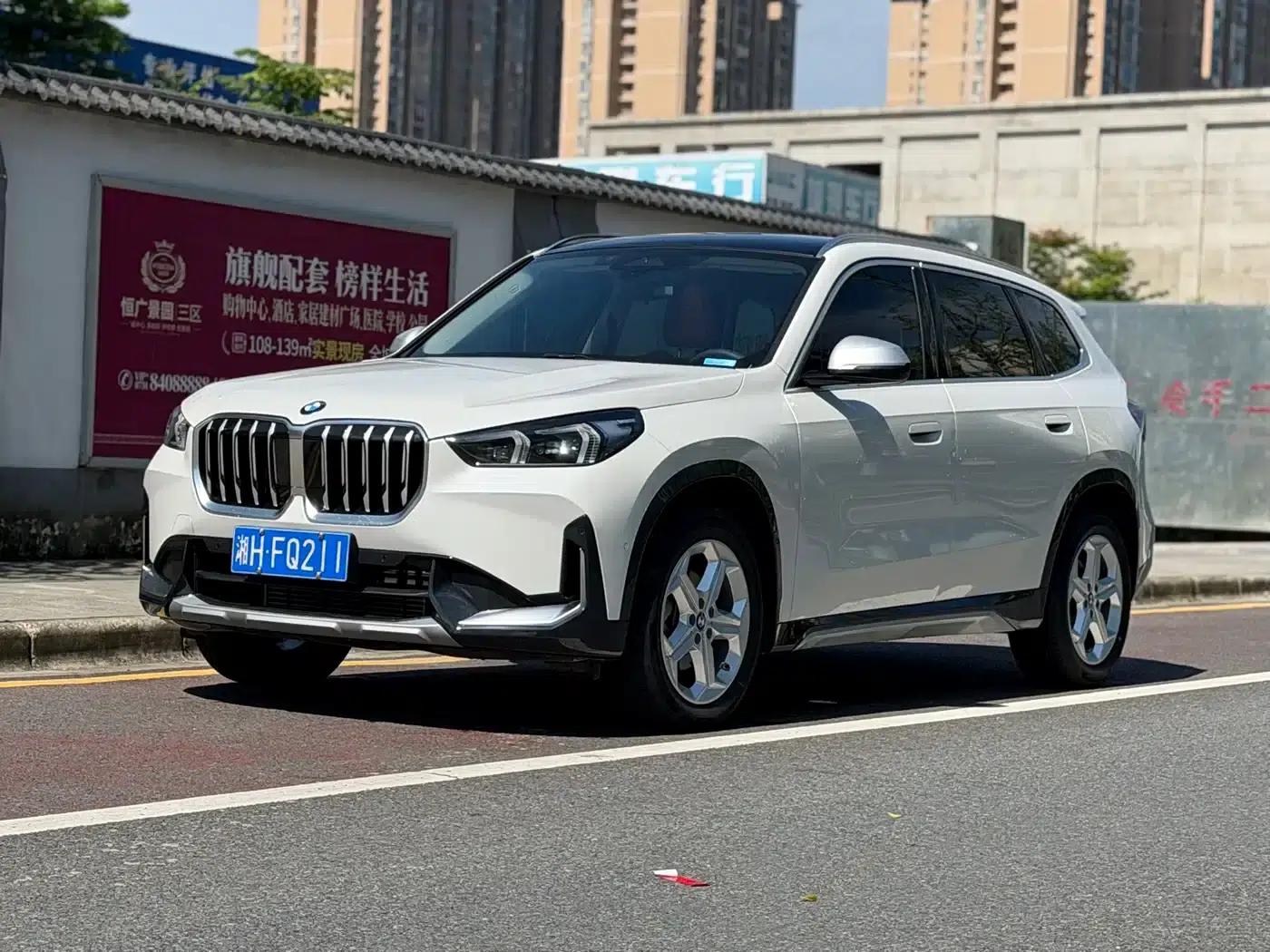 2023 BMW X1 sDrive20Li X Design Package — миниатюра 1