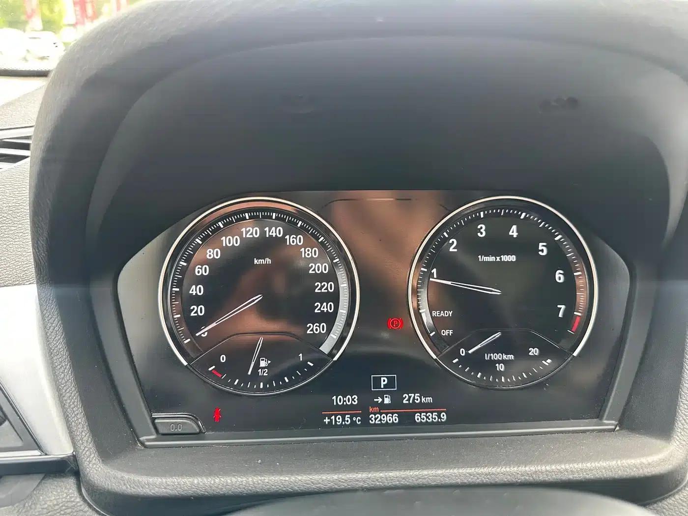 BMW X1 2019 sDrive20Li Leading Edition — миниатюра 9