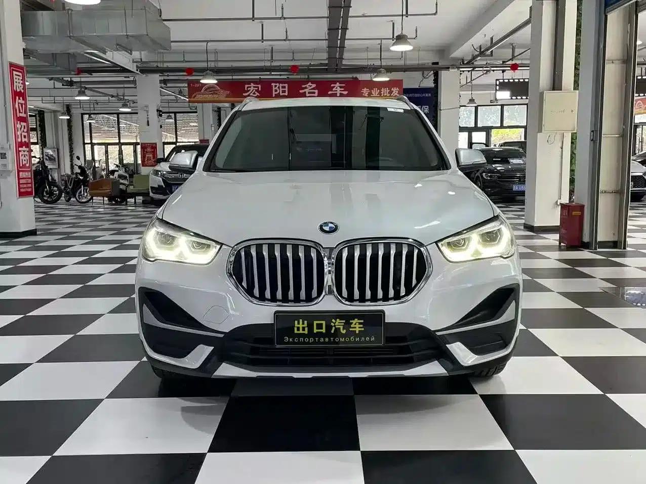 BMW X1 2022 sDrive20Li Fashion Edition — миниатюра 2