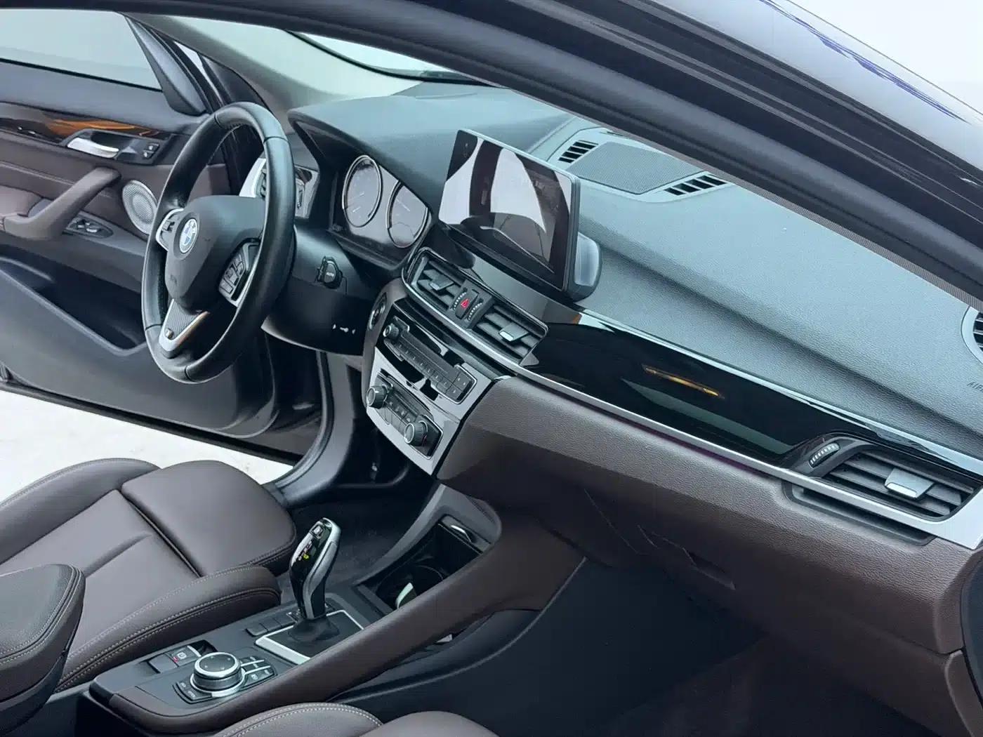 BMW X1 2021 sDrive20Li Fashion Edition — миниатюра 17