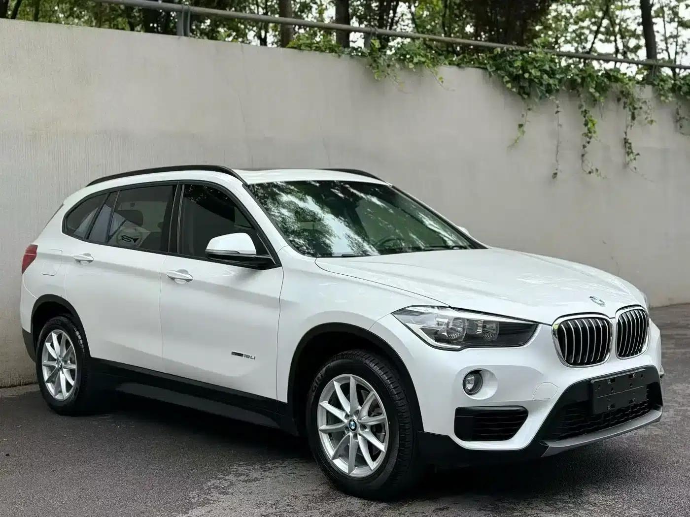 BMW X1 2018 sDrive18Li Fashion Edition — миниатюра 3